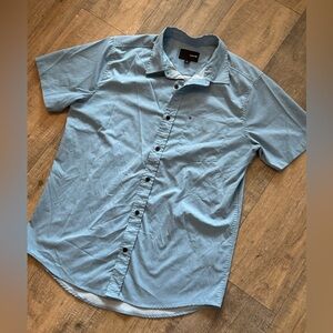 Hurley ESSENTIAL SLUB SHORT SLEEVE WOVEN SHIRT
Large
